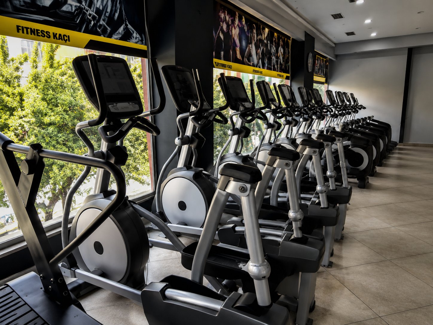 Biçikleta dhe pajisje cardio